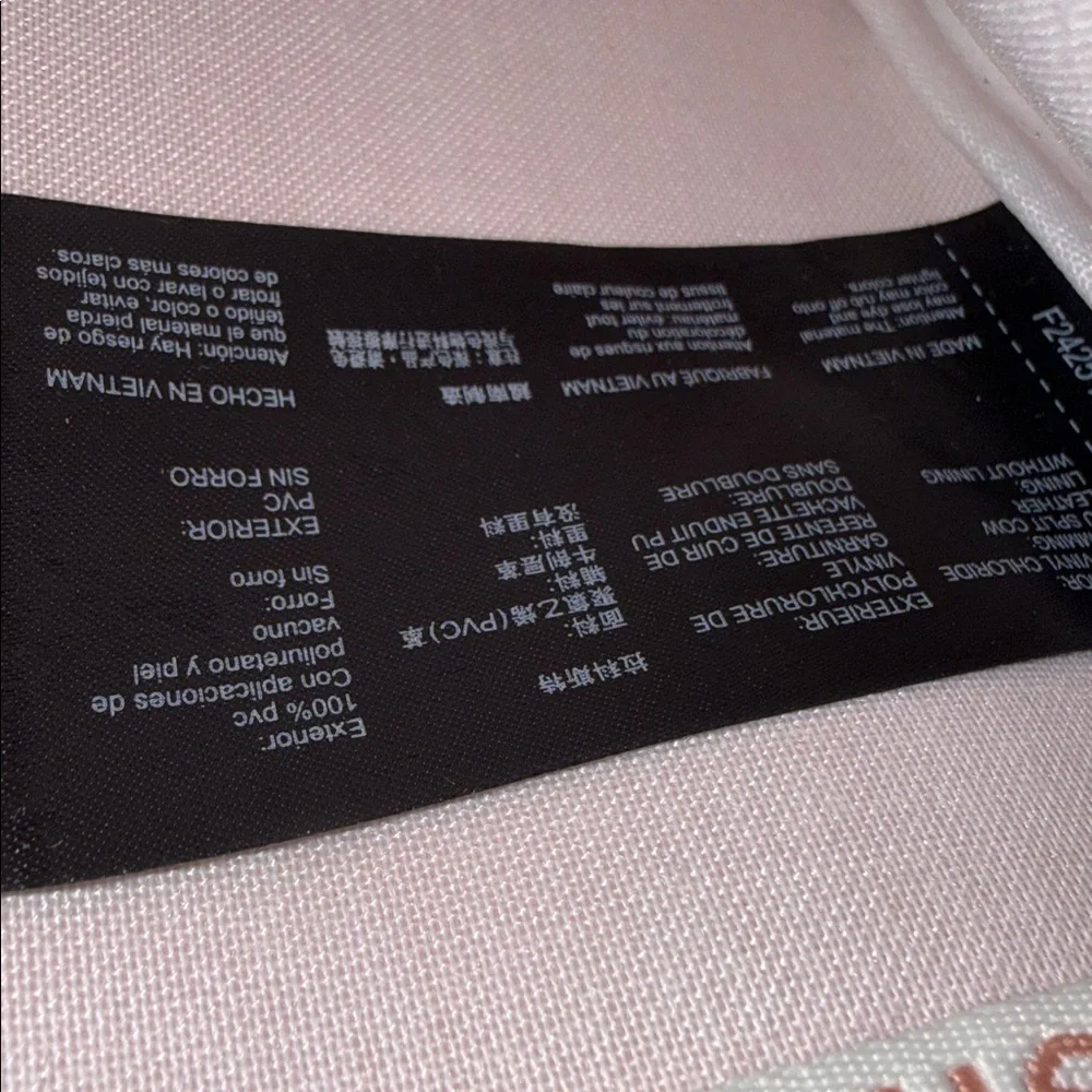 LACOSTE Large L.12.12 Concept Tote Bag, small wallet and wristlet bundle Pink - Picture 15 of 16